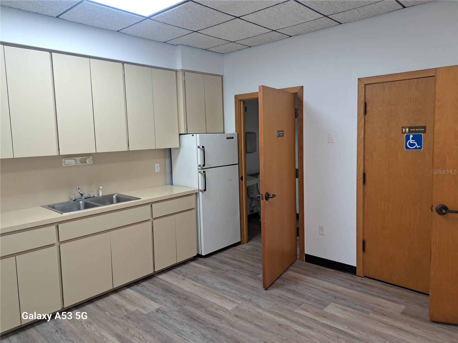 6481 Deland Ave Property Photo 11
