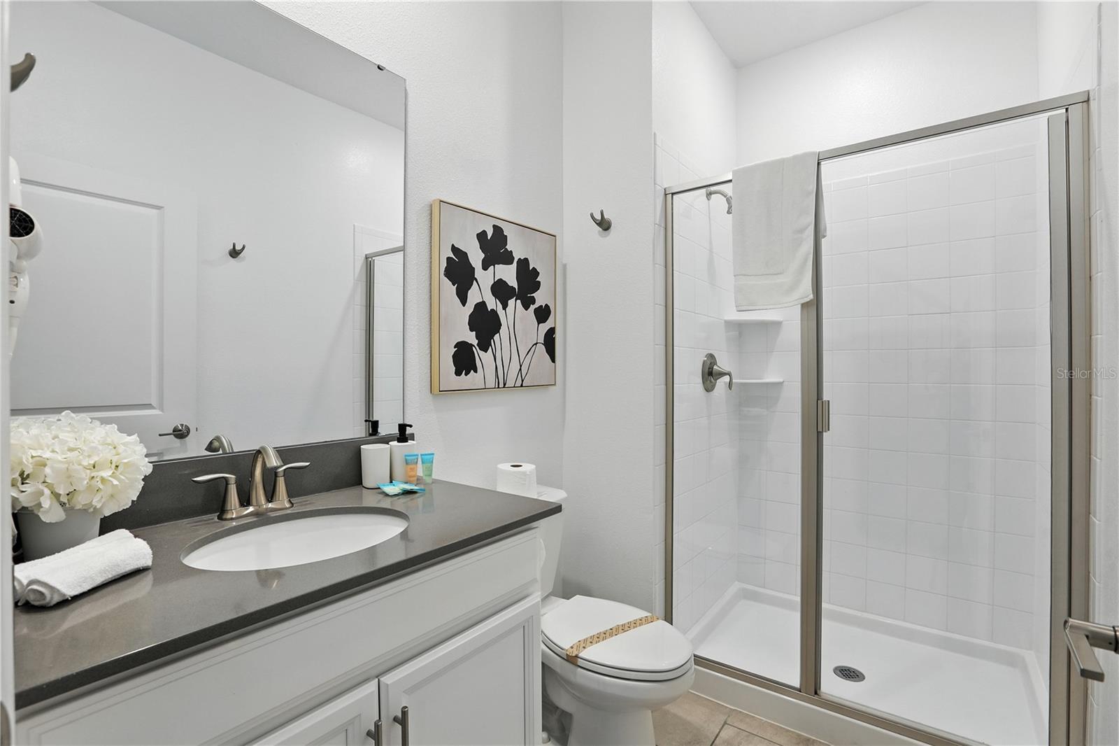 1156 Kingsbarn St Property Photo 21