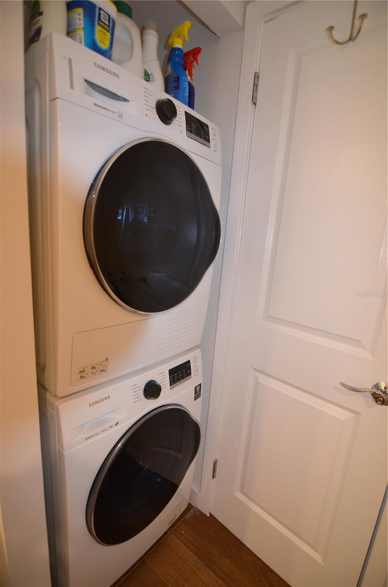 4420 Exeter Dr #208 Property Photo 13
