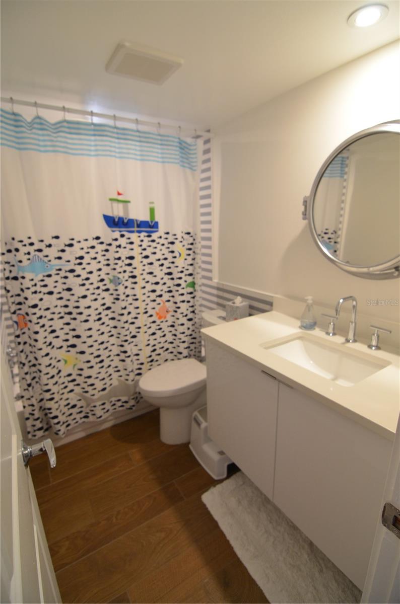 4420 Exeter Dr #208 Property Photo 15