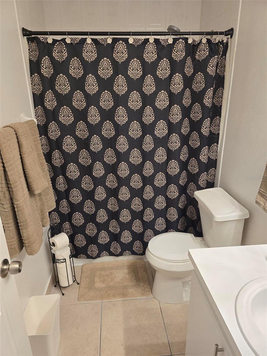 136 Knotts Ln Property Photo 3