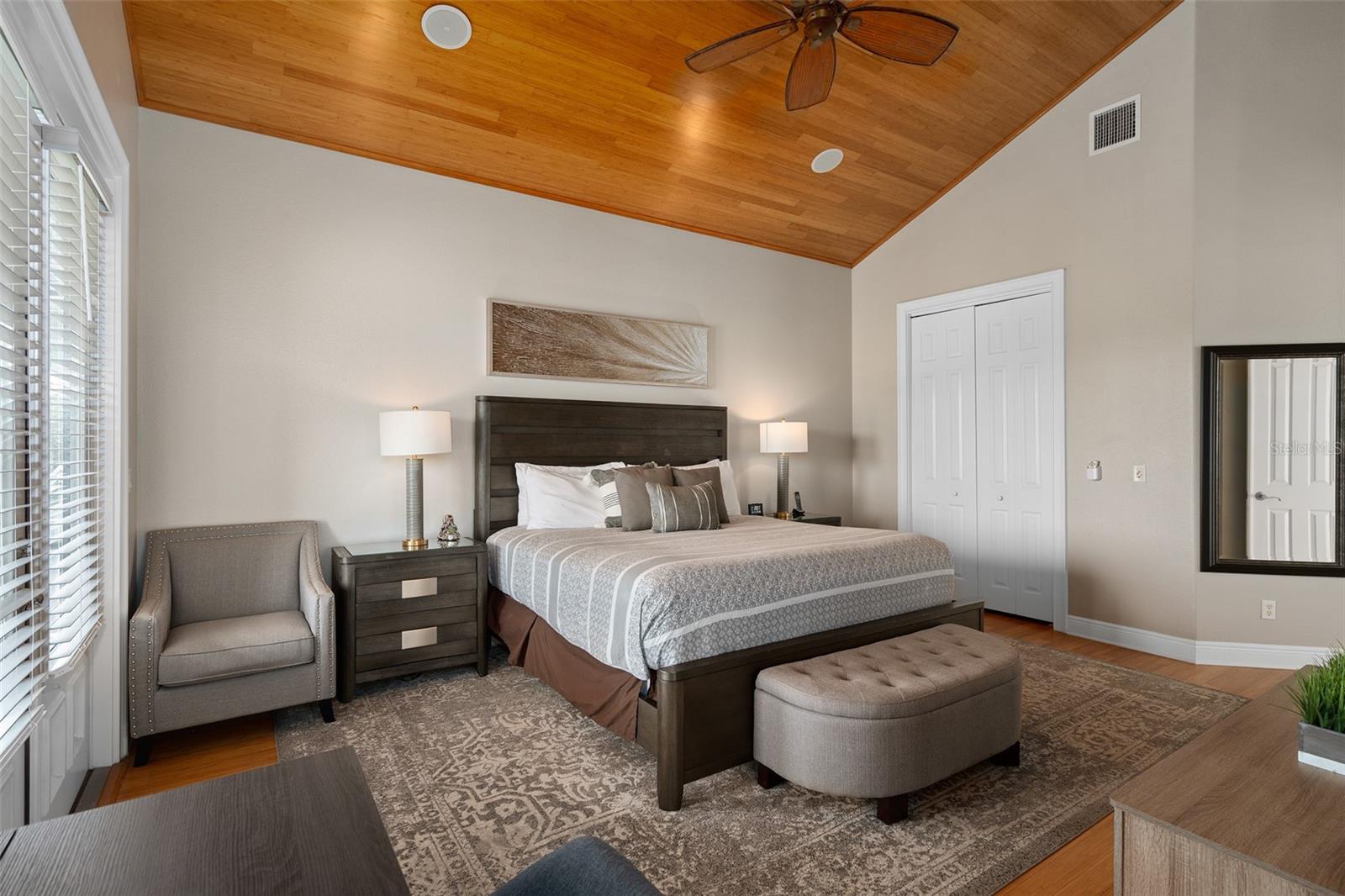 1402 Titian Ct Property Photo 32