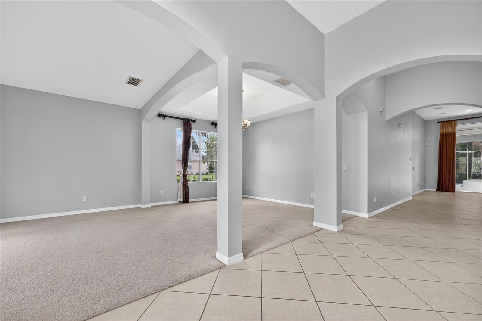 7296 Vista Park Blvd Property Photo 7