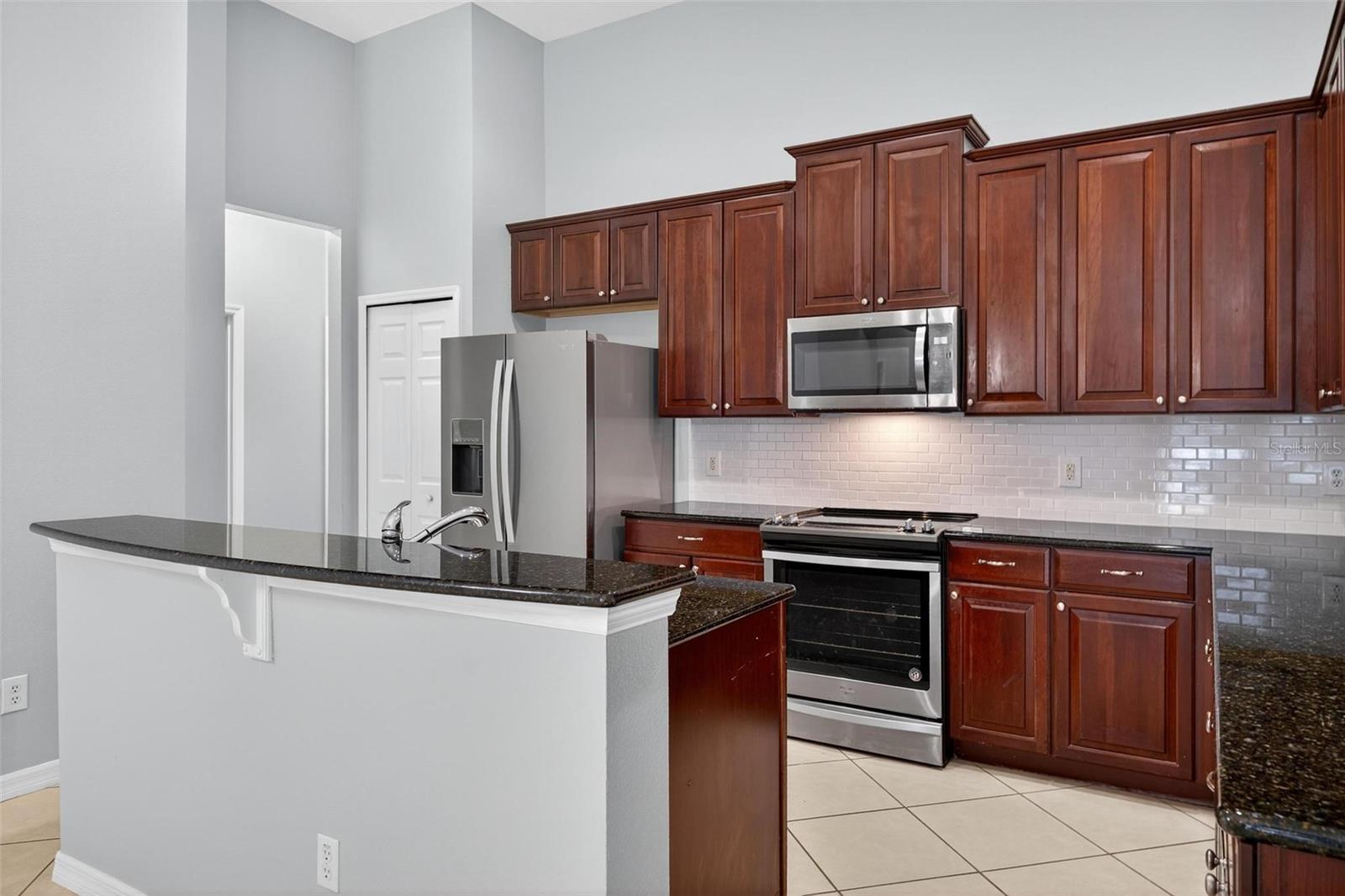 7296 Vista Park Blvd Property Photo 15