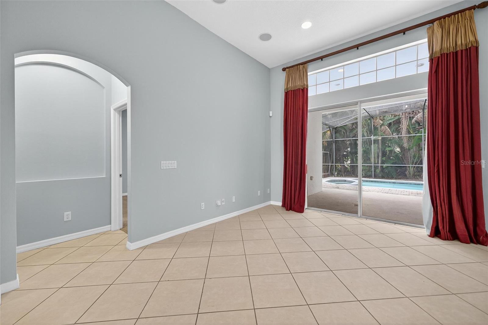 7296 Vista Park Blvd Property Photo 23