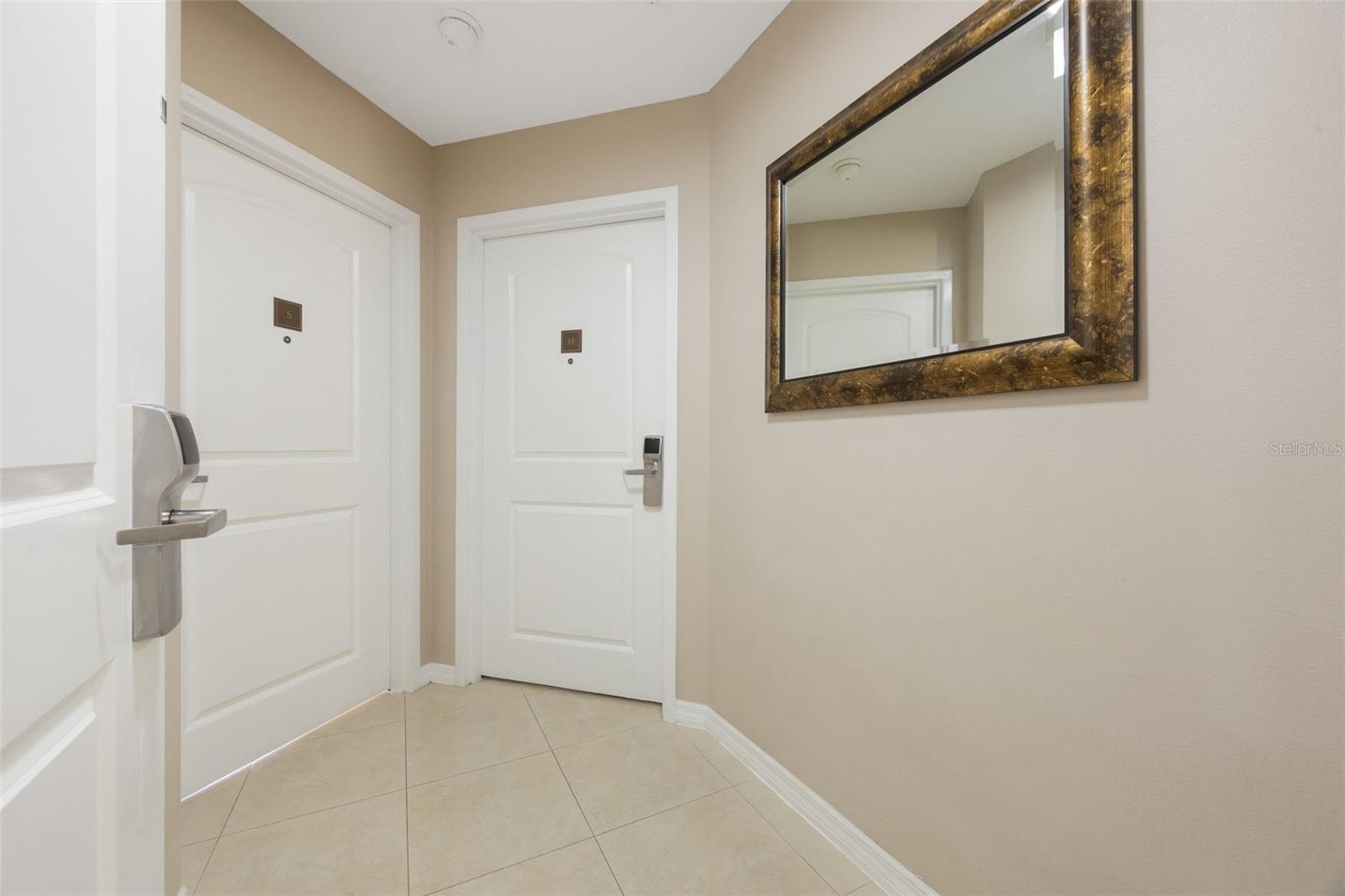 7383 Universal Blvd #607 Property Photo 3
