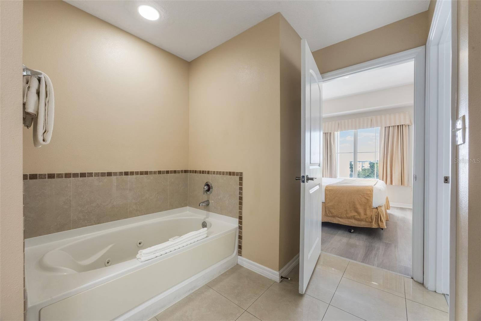 7383 Universal Blvd #607 Property Photo 29