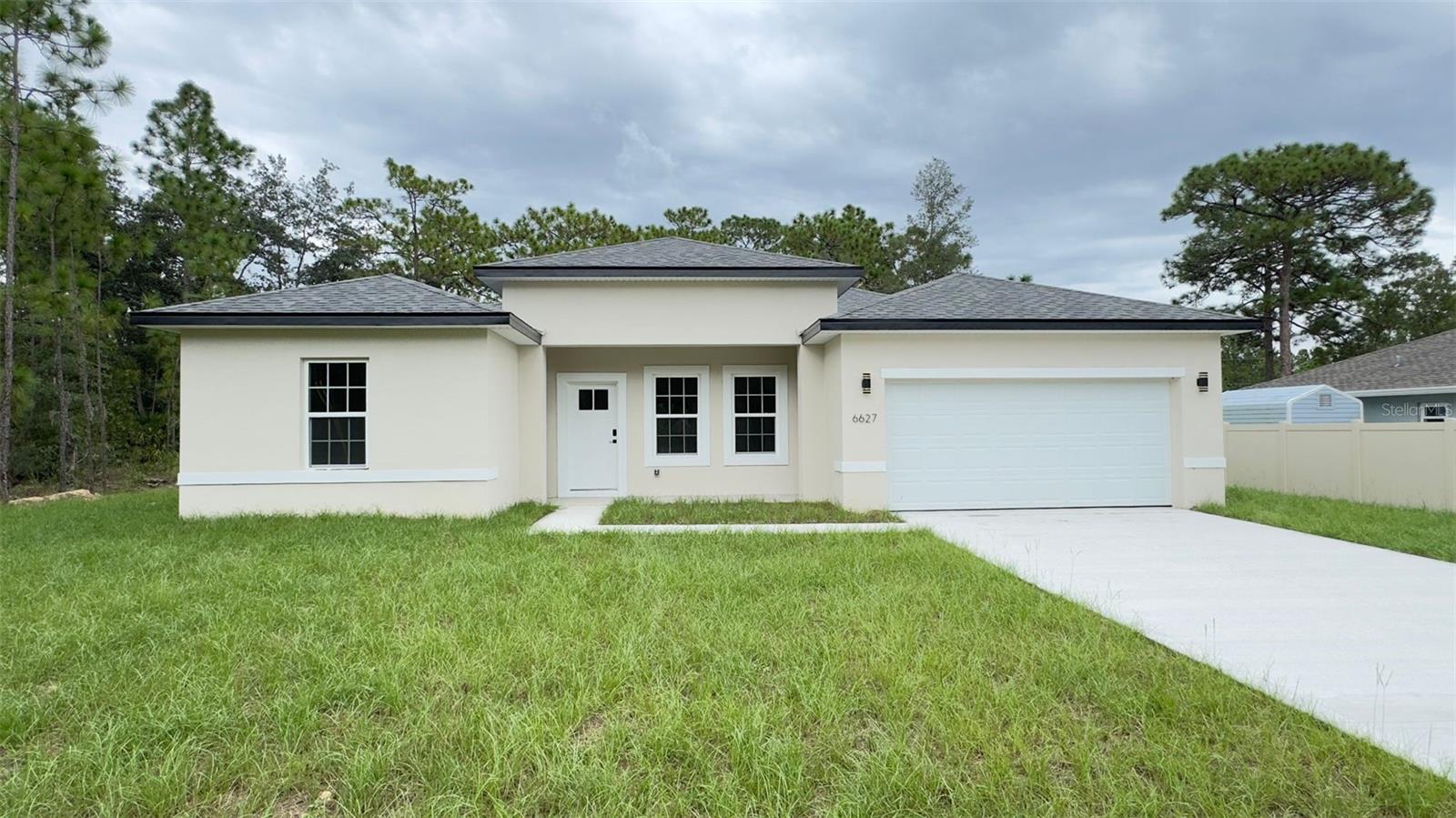 6627 N Huntington Ter Property Photo 3