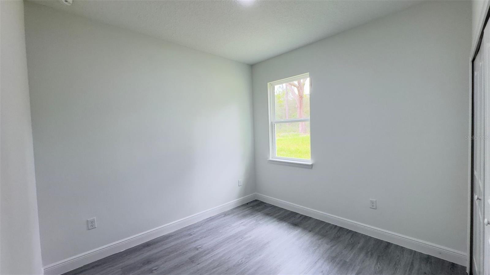 2827 W Xenox Dr Property Photo 16
