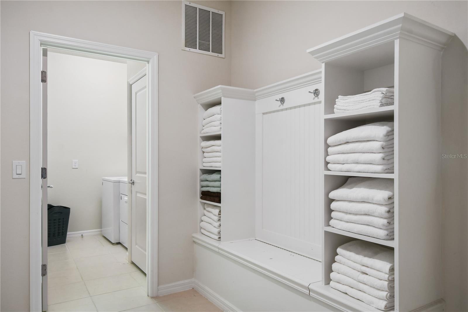 2060 Lelani Cir Property Photo 22
