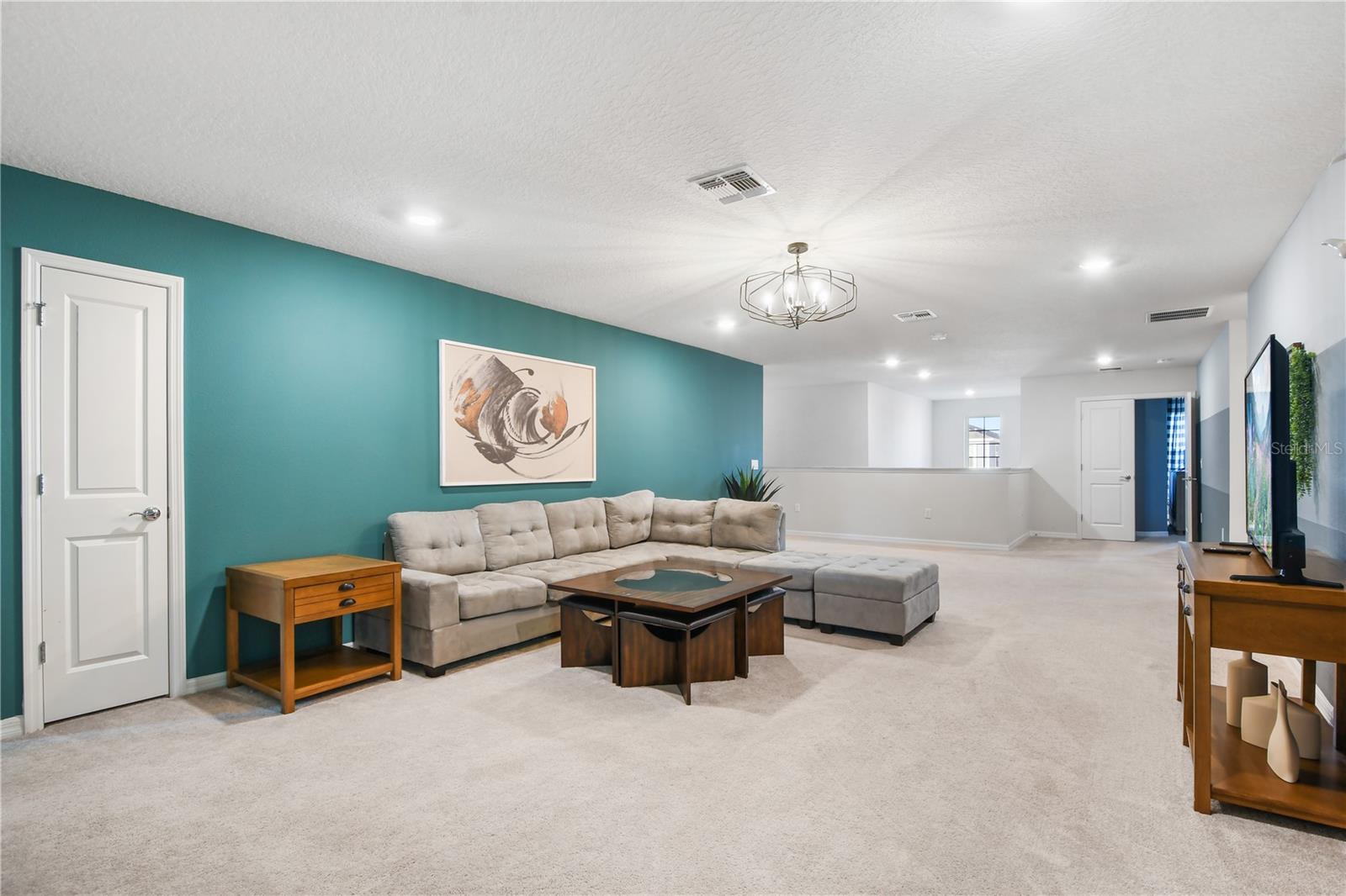2060 Lelani Cir Property Photo 34