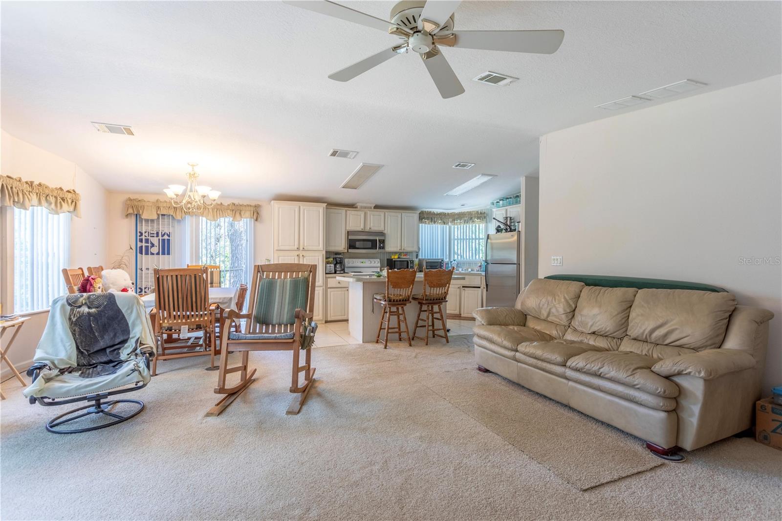 O6344072 Property Photo 8