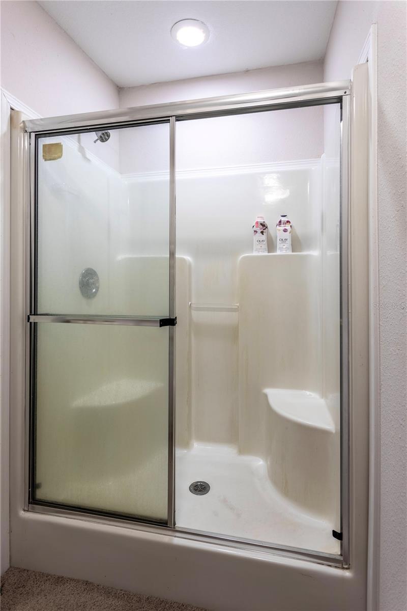 O6344072 Property Photo 16