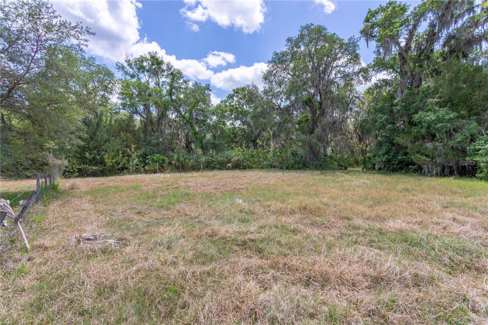 O6344072 Property Photo 20