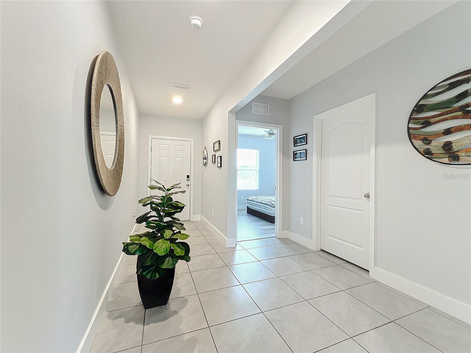 440 Burnham Cir Property Photo 5