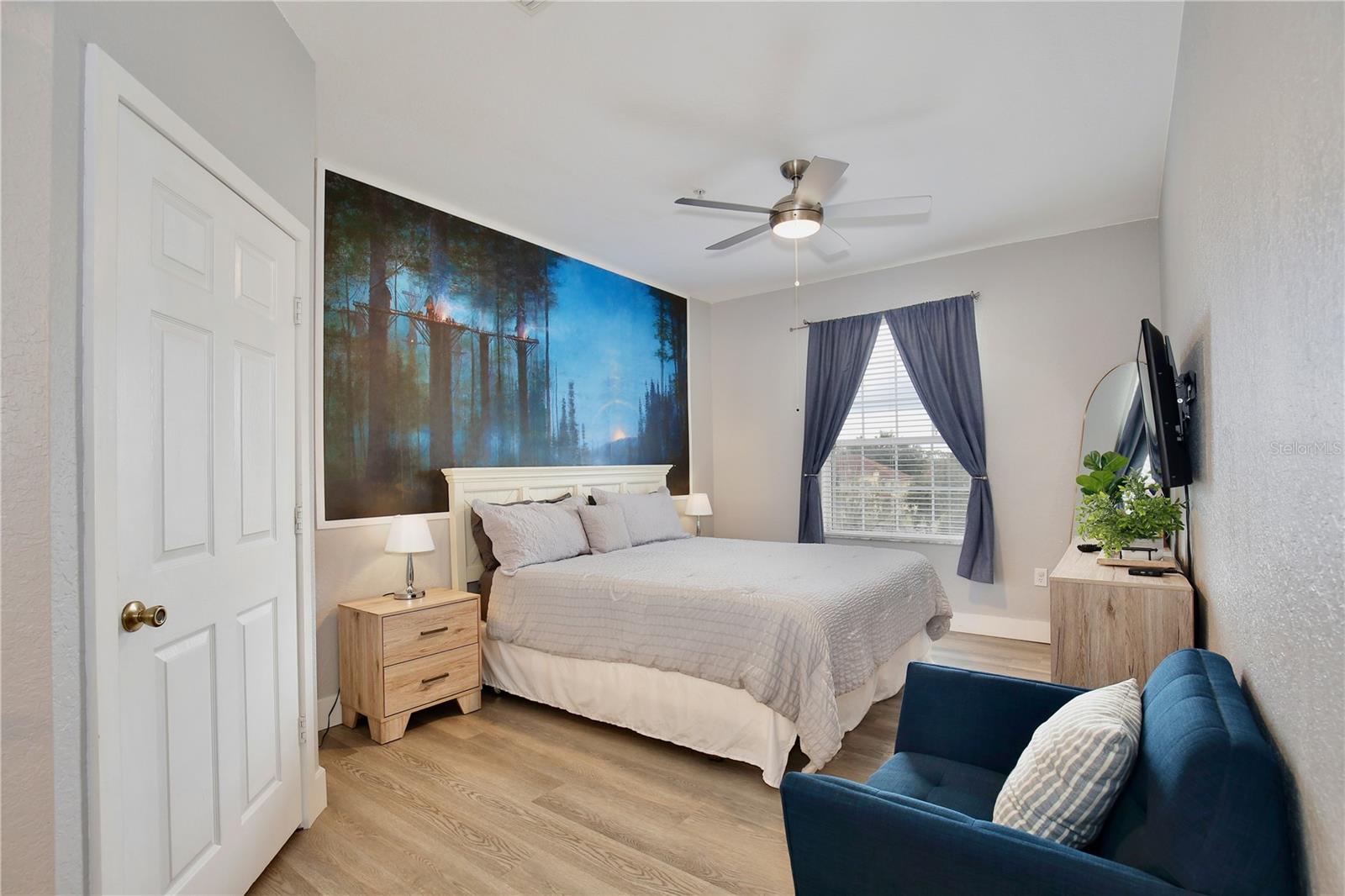 2821 Almaton Loop #301 Property Photo 11
