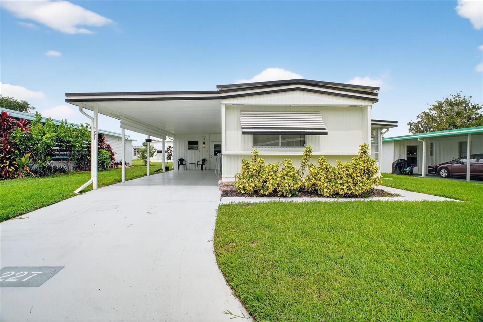 227 Paradise S Property Photo 1