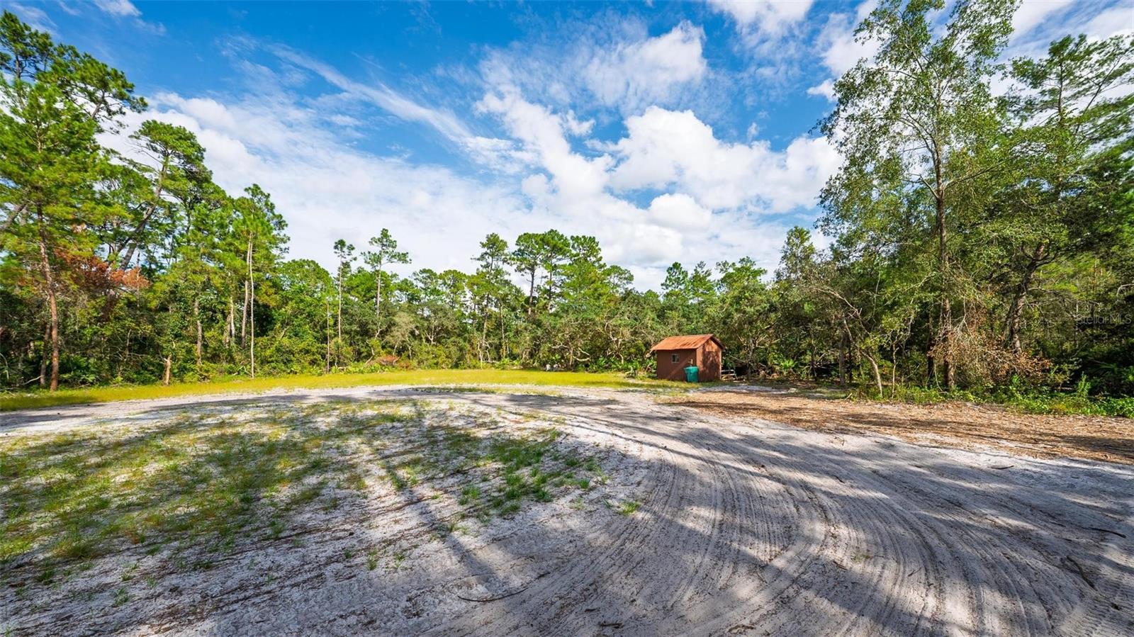 52215 State Road 19 Property Photo 12