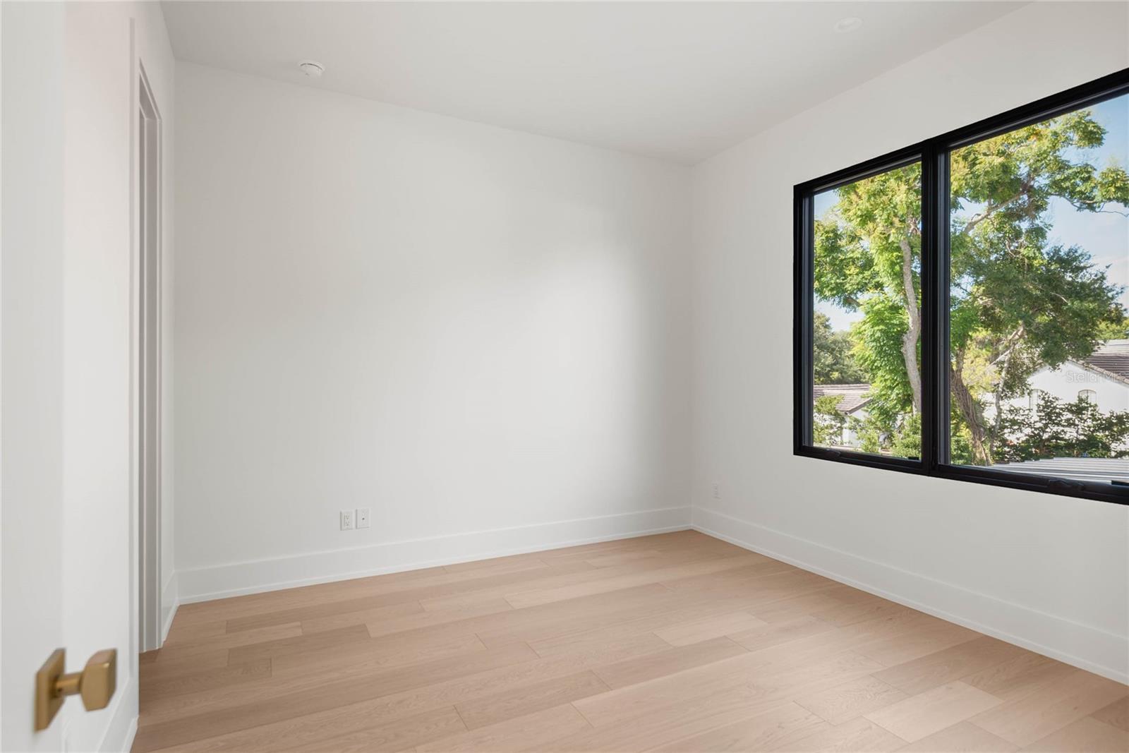1821 Englewood Rd Property Photo 26