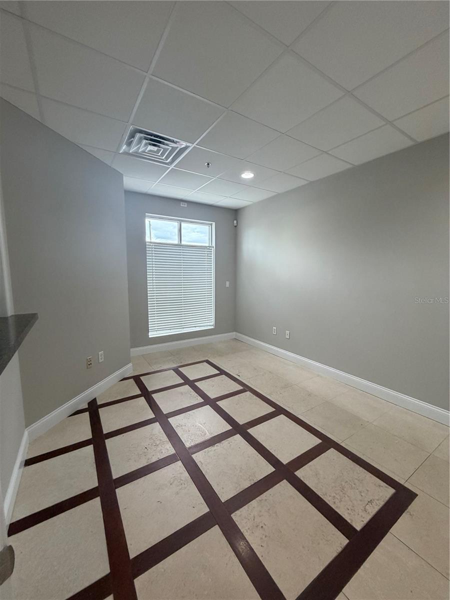 245 Bellagio Cir Property Photo 4