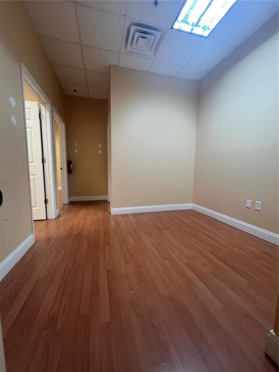 245 Bellagio Cir Property Photo 11