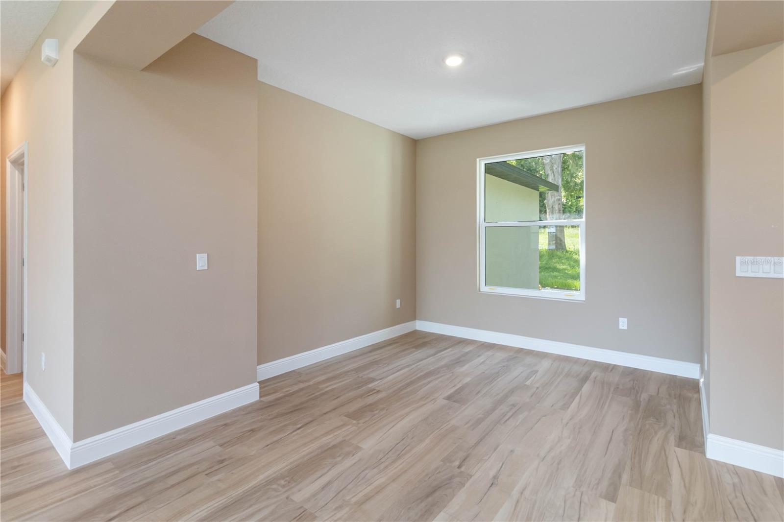 11110 Oleander Dr Property Photo 13