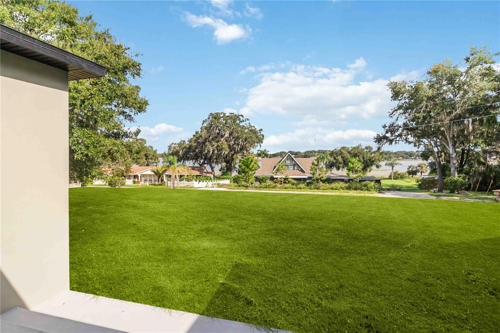 11110 Oleander Dr Property Photo 40