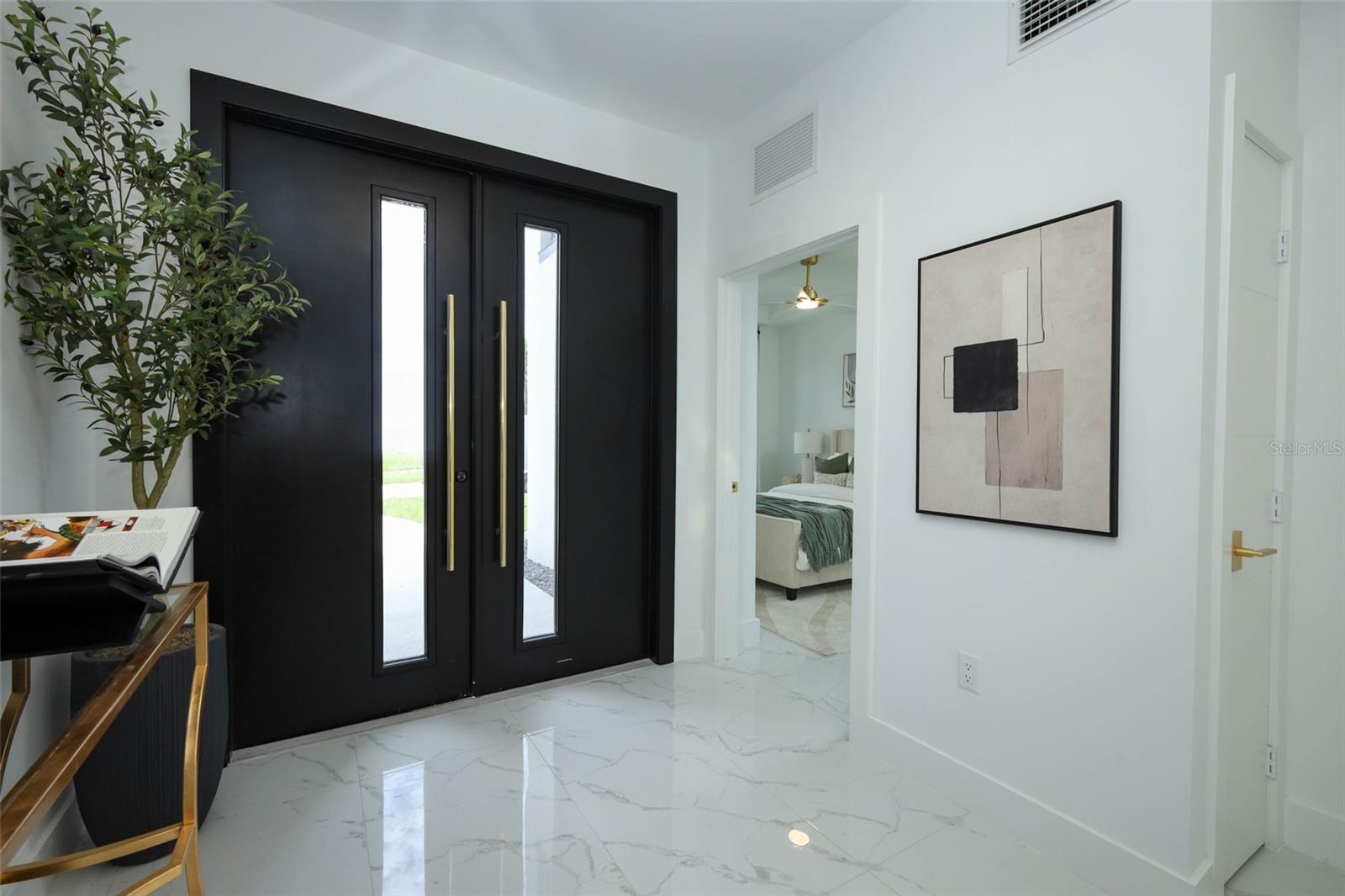 2360 Ocean Shore Blvd #18 Property Photo 8