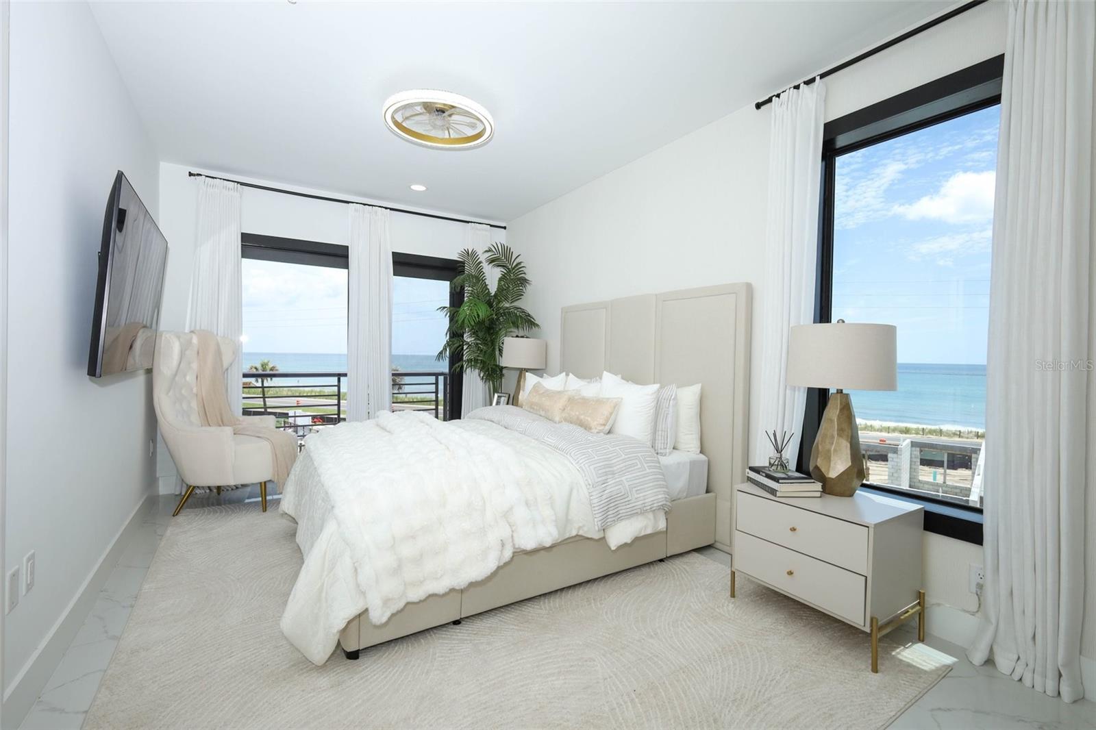 2360 Ocean Shore Blvd #18 Property Photo 29