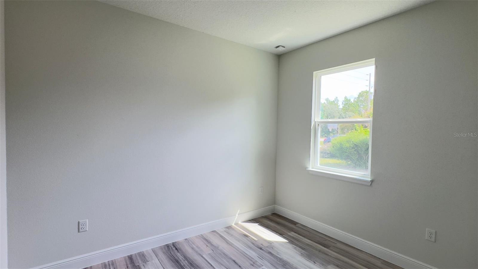 3462 W Century Blvd Property Photo 10