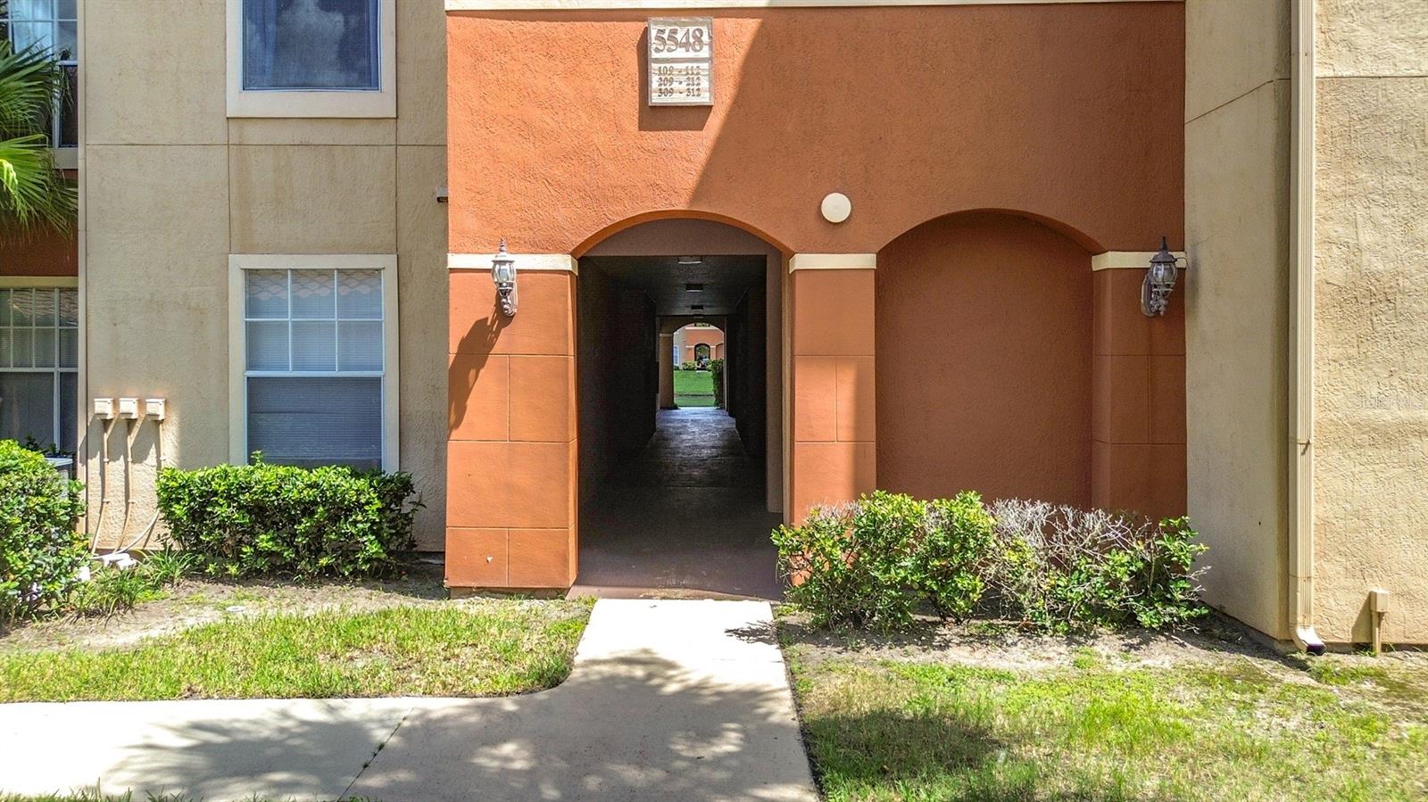 5548 Metrowest Blvd #209 Property Photo 2