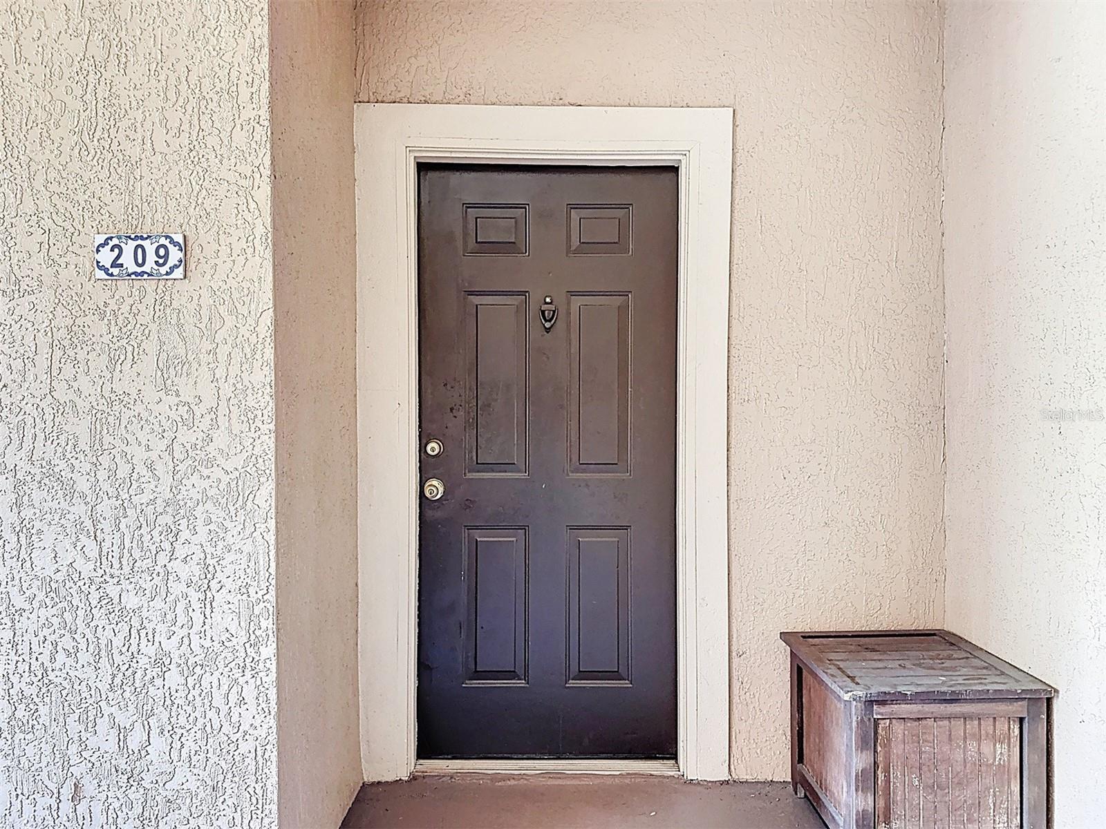 5548 Metrowest Blvd #209 Property Photo 3
