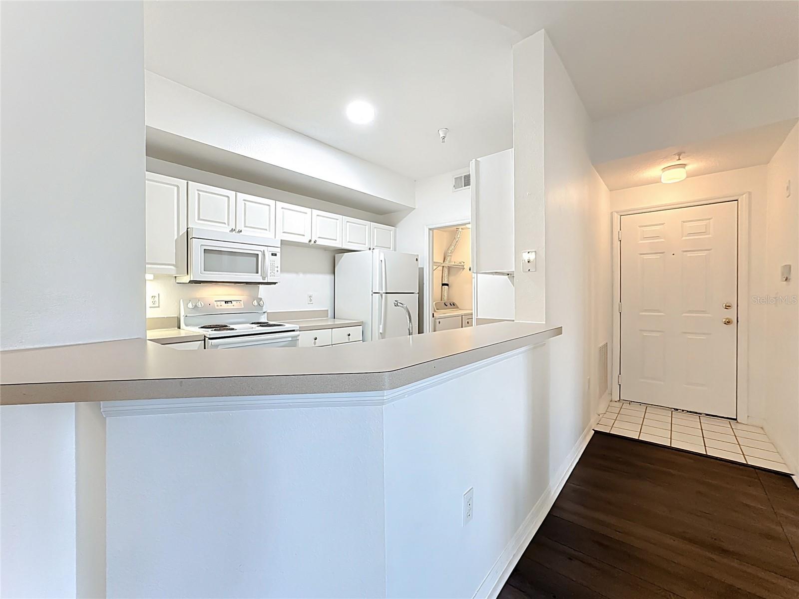 5548 Metrowest Blvd #209 Property Photo 11
