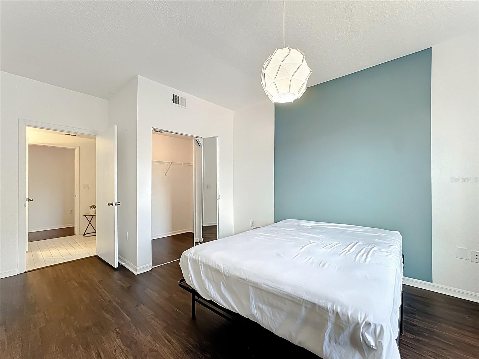 5548 Metrowest Blvd #209 Property Photo 22