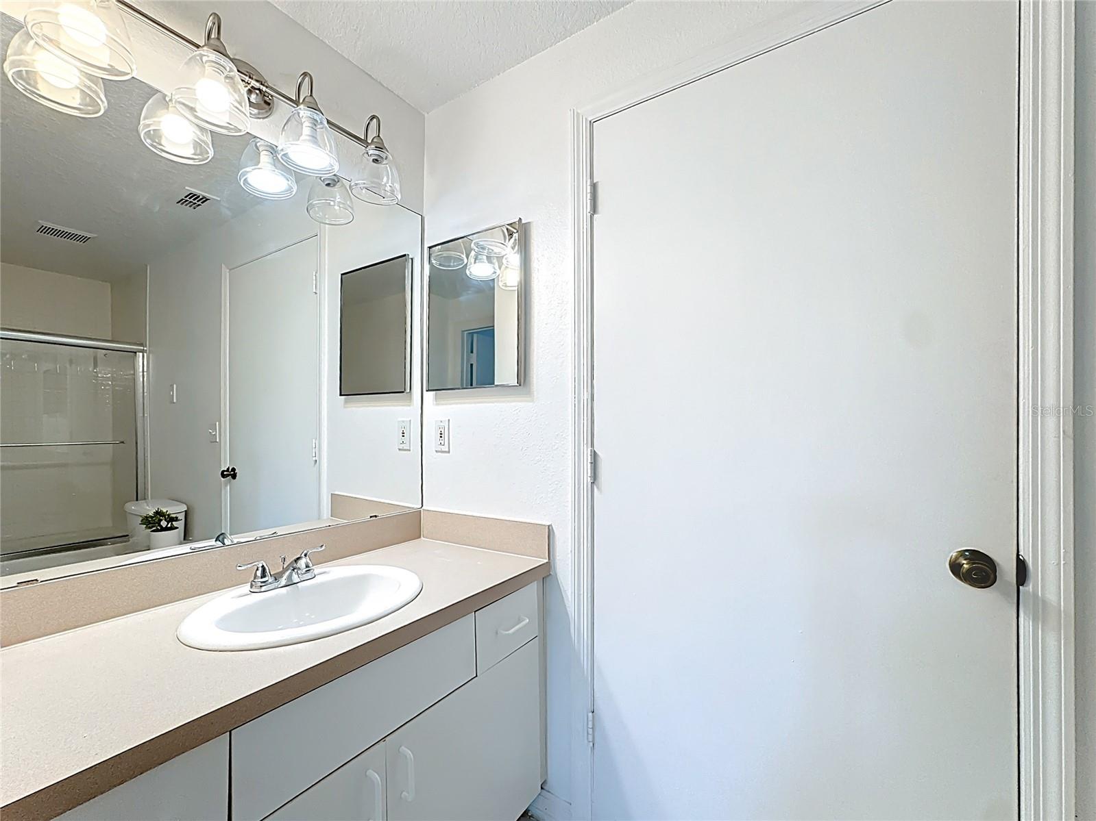 5548 Metrowest Blvd #209 Property Photo 24