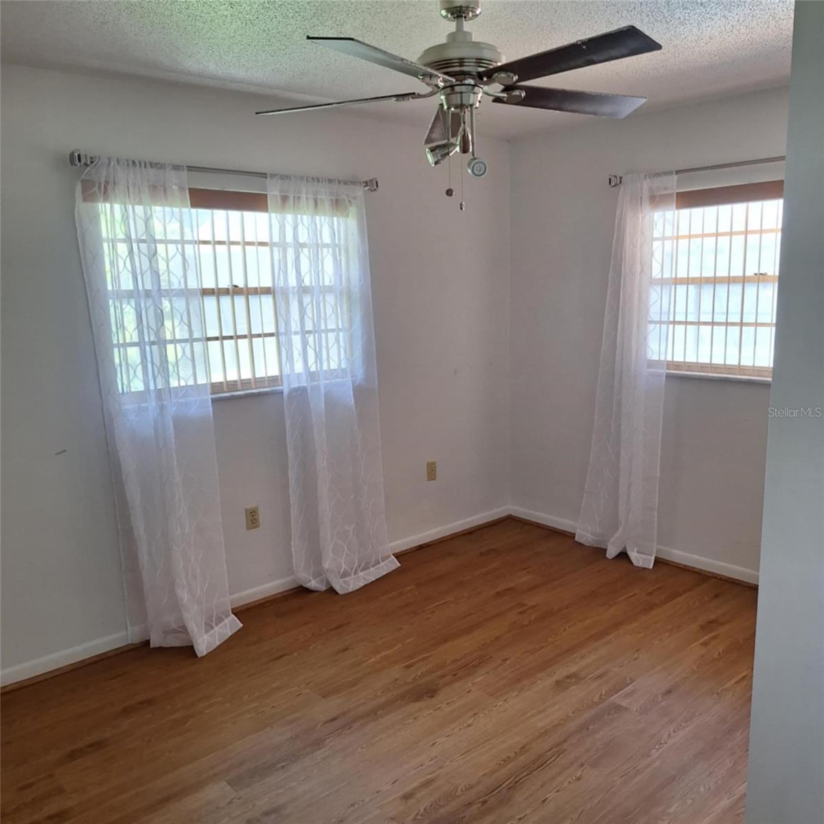 514 Spring Oaks Blvd Property Photo 9