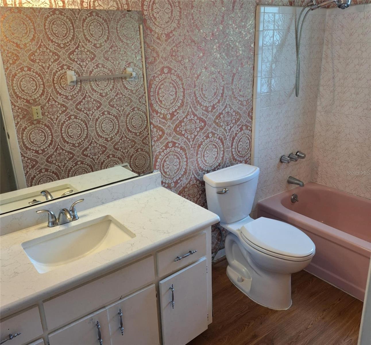 514 Spring Oaks Blvd Property Photo 11