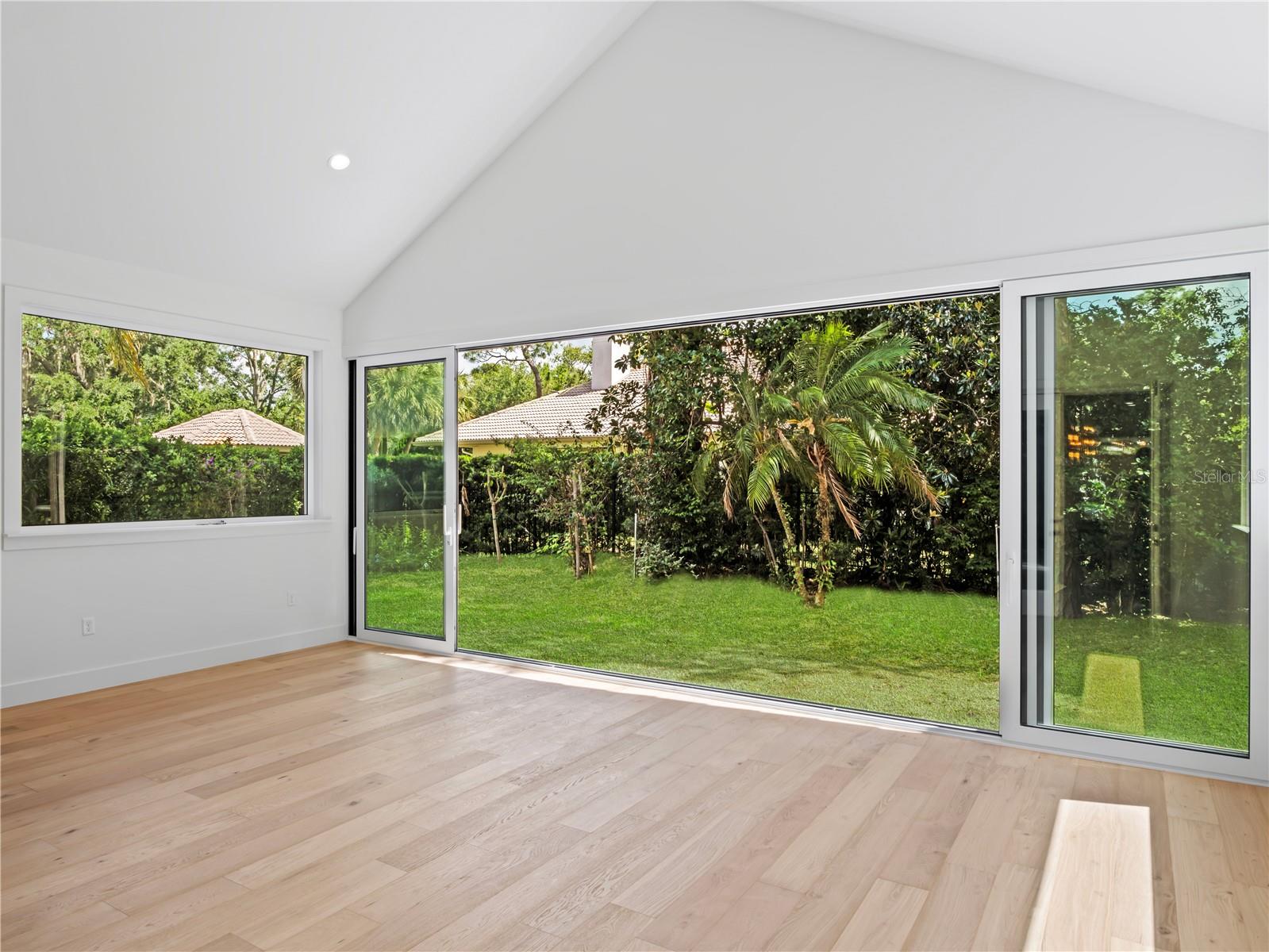 10457 Cromwell Grove Ter Property Photo 12