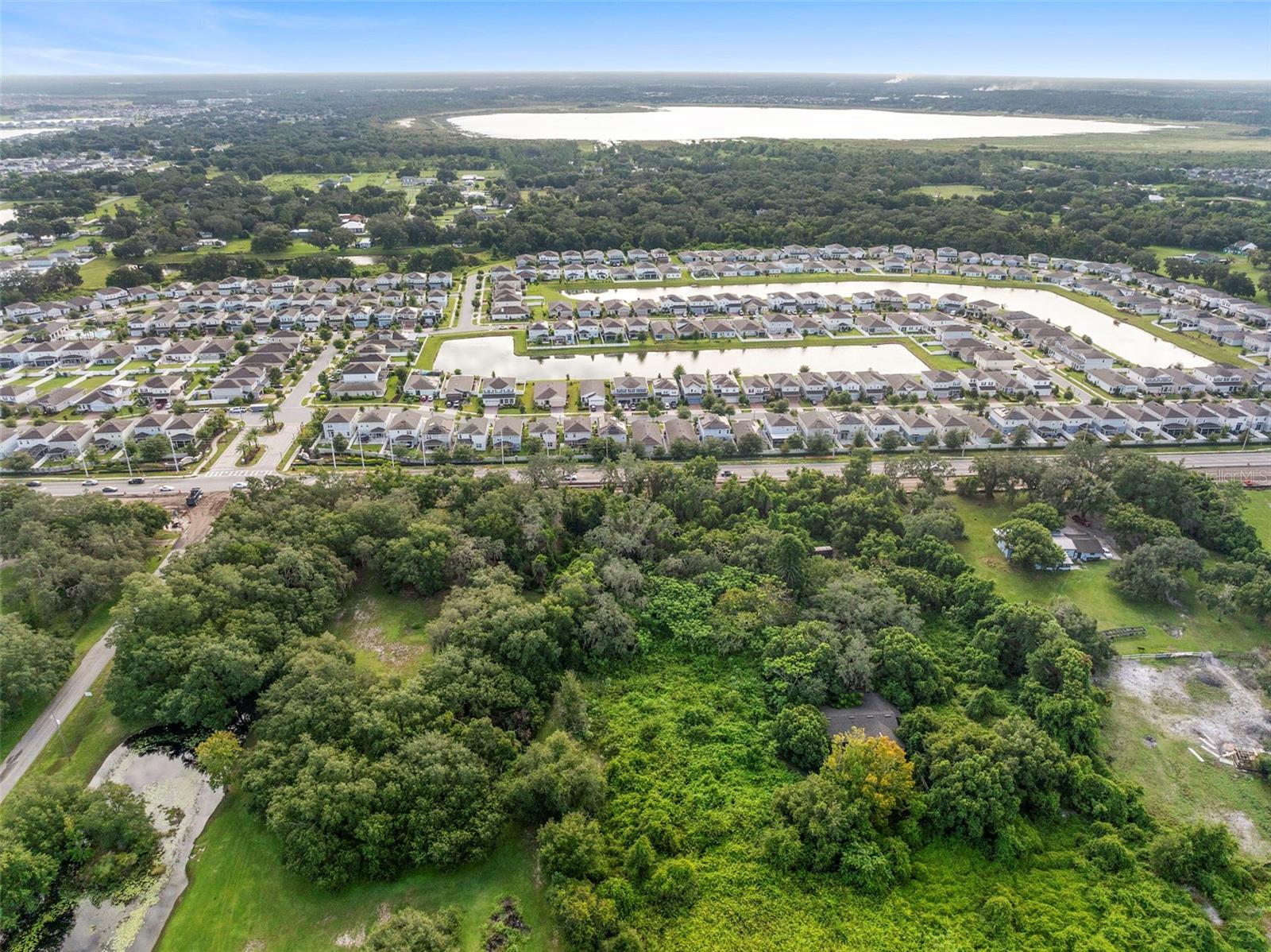 4345 Boggy Creek Rd Property Photo 12