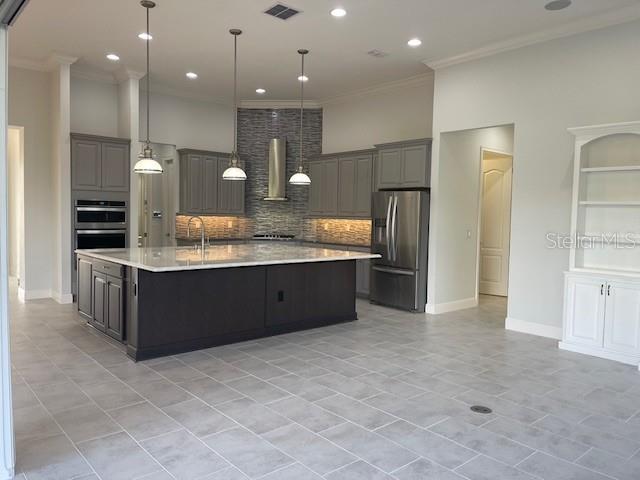 2600 Meadowedge Loop Property Photo 8