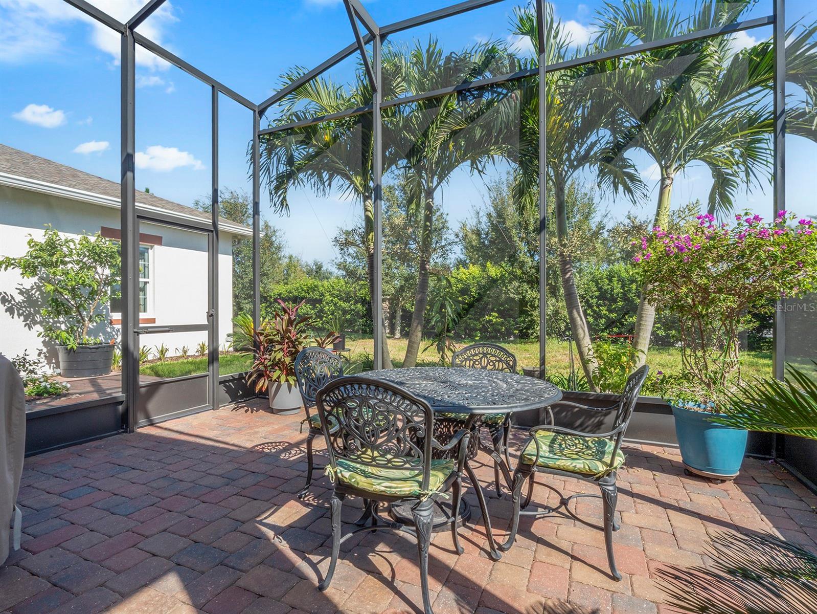 2600 Meadowedge Loop Property Photo 20
