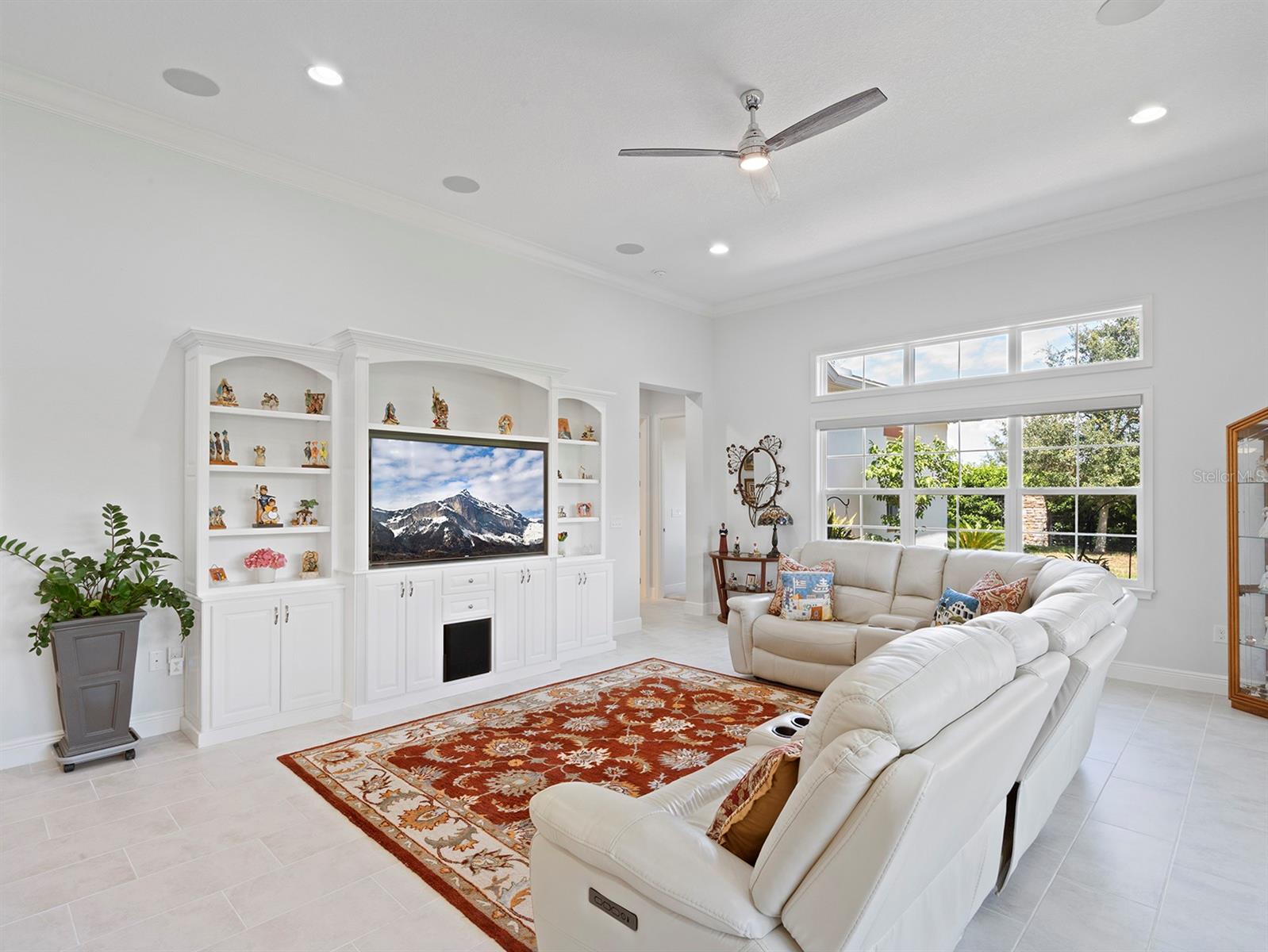 2600 Meadowedge Loop Property Photo 34