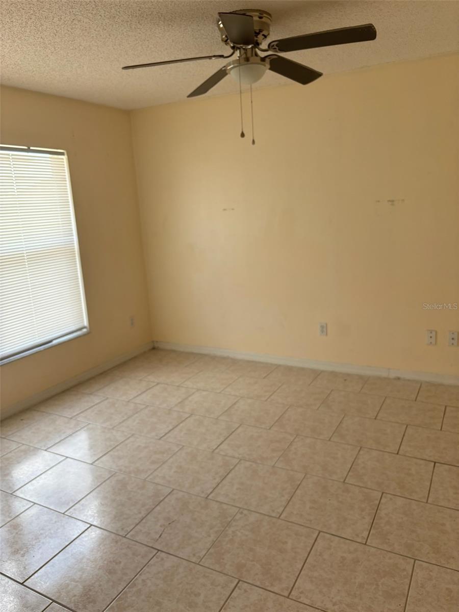 673 Cotulla Dr Property Photo 6