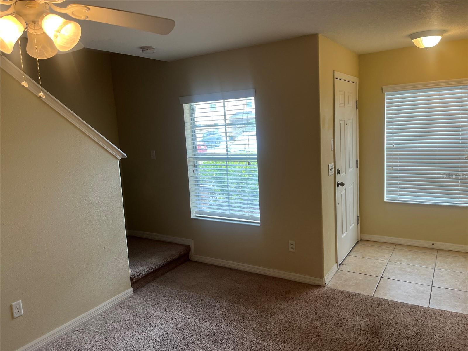 228 Carina Cir Property Photo 3