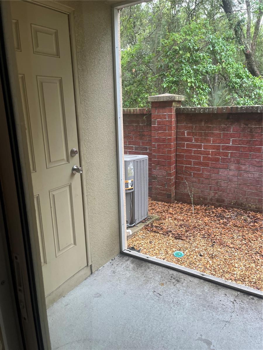 228 Carina Cir Property Photo 16