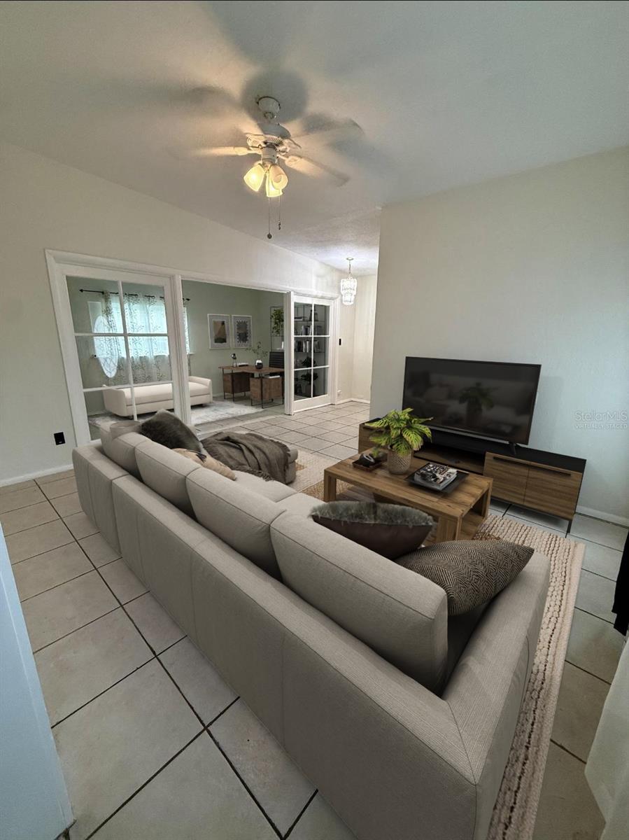 6021 Yucatan Dr Property Photo 4