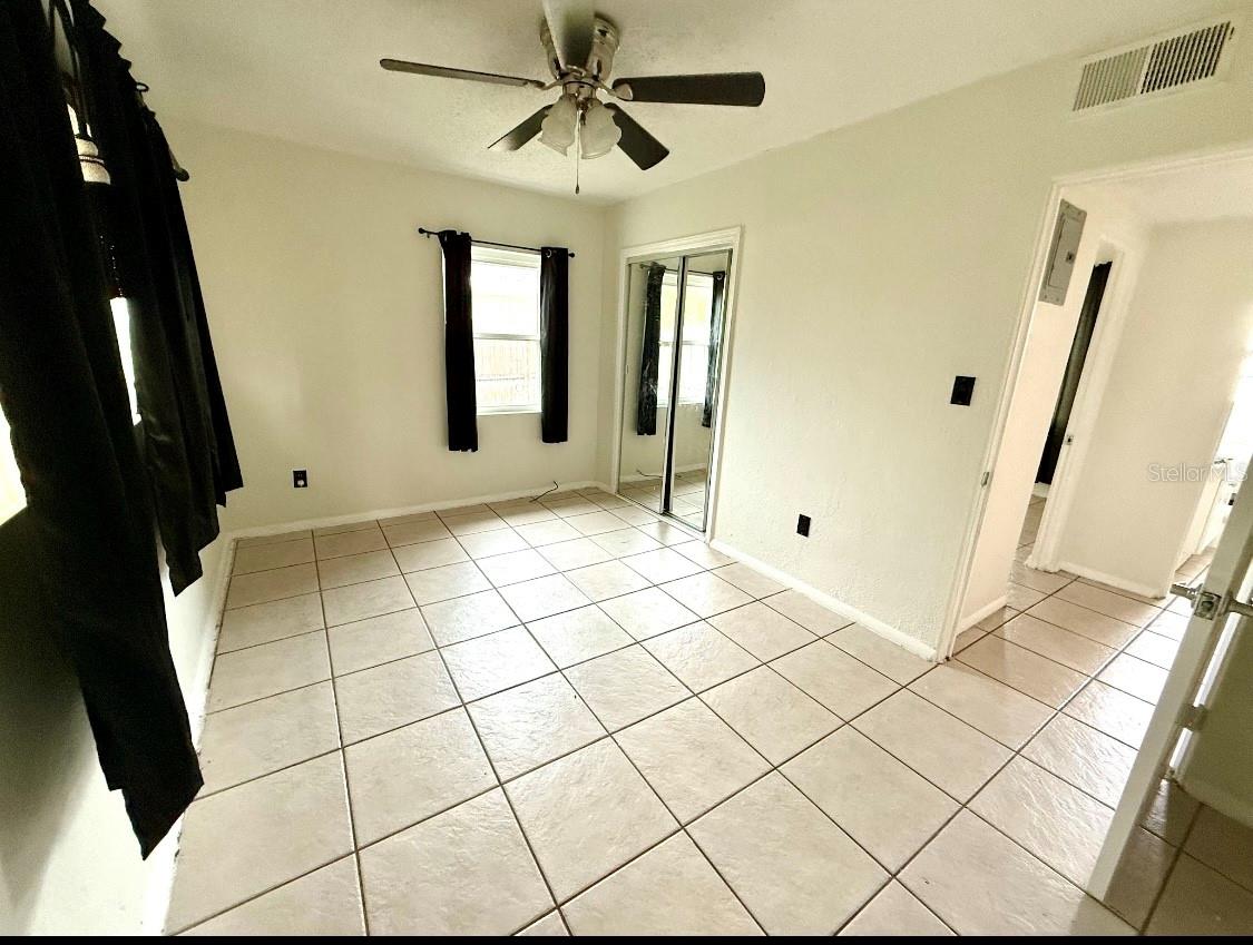 6021 Yucatan Dr Property Photo 13