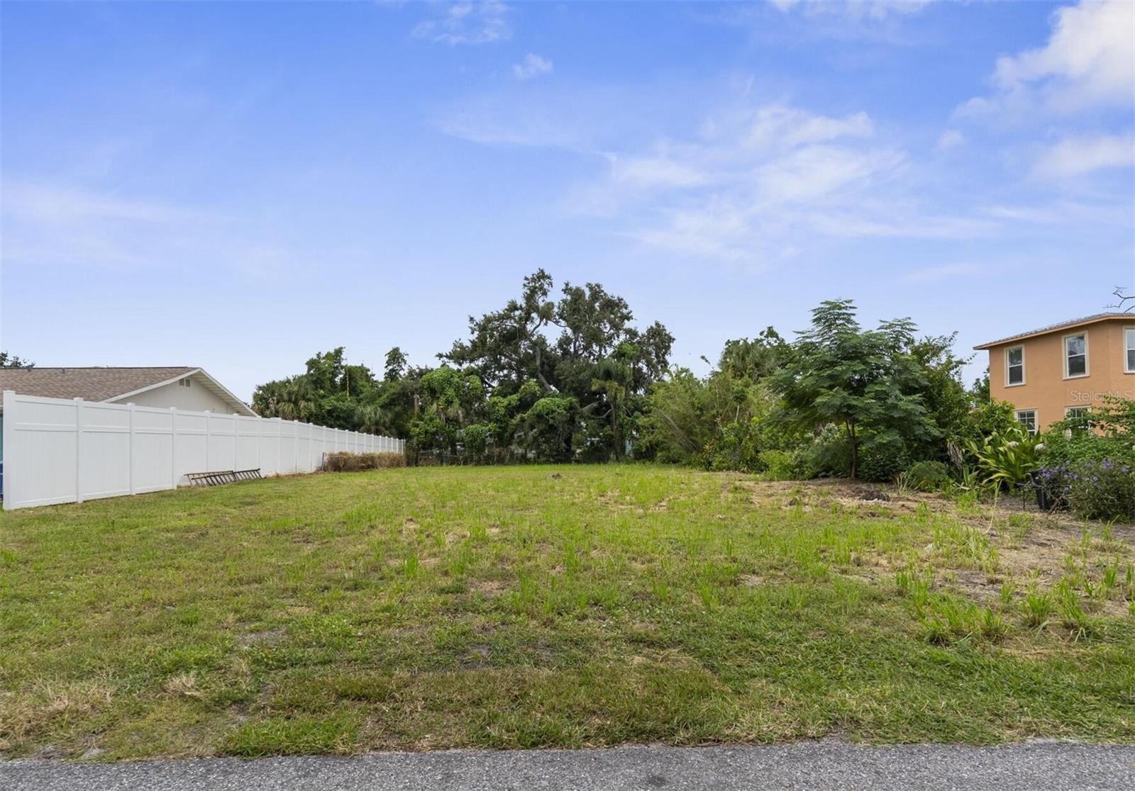 216 Pavonia Rd Property Photo 1