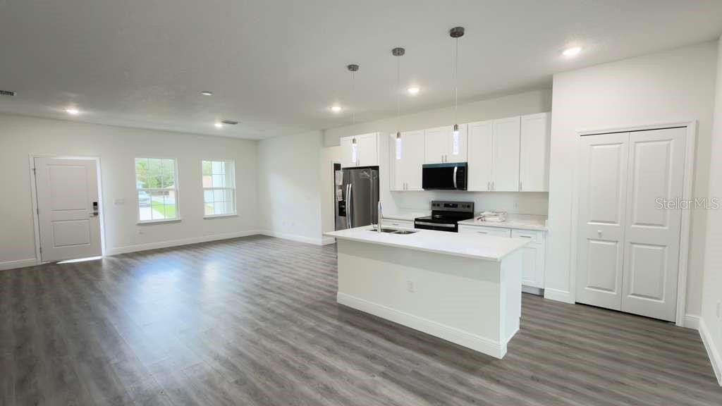 2674 W Pintado Dr Property Photo 6