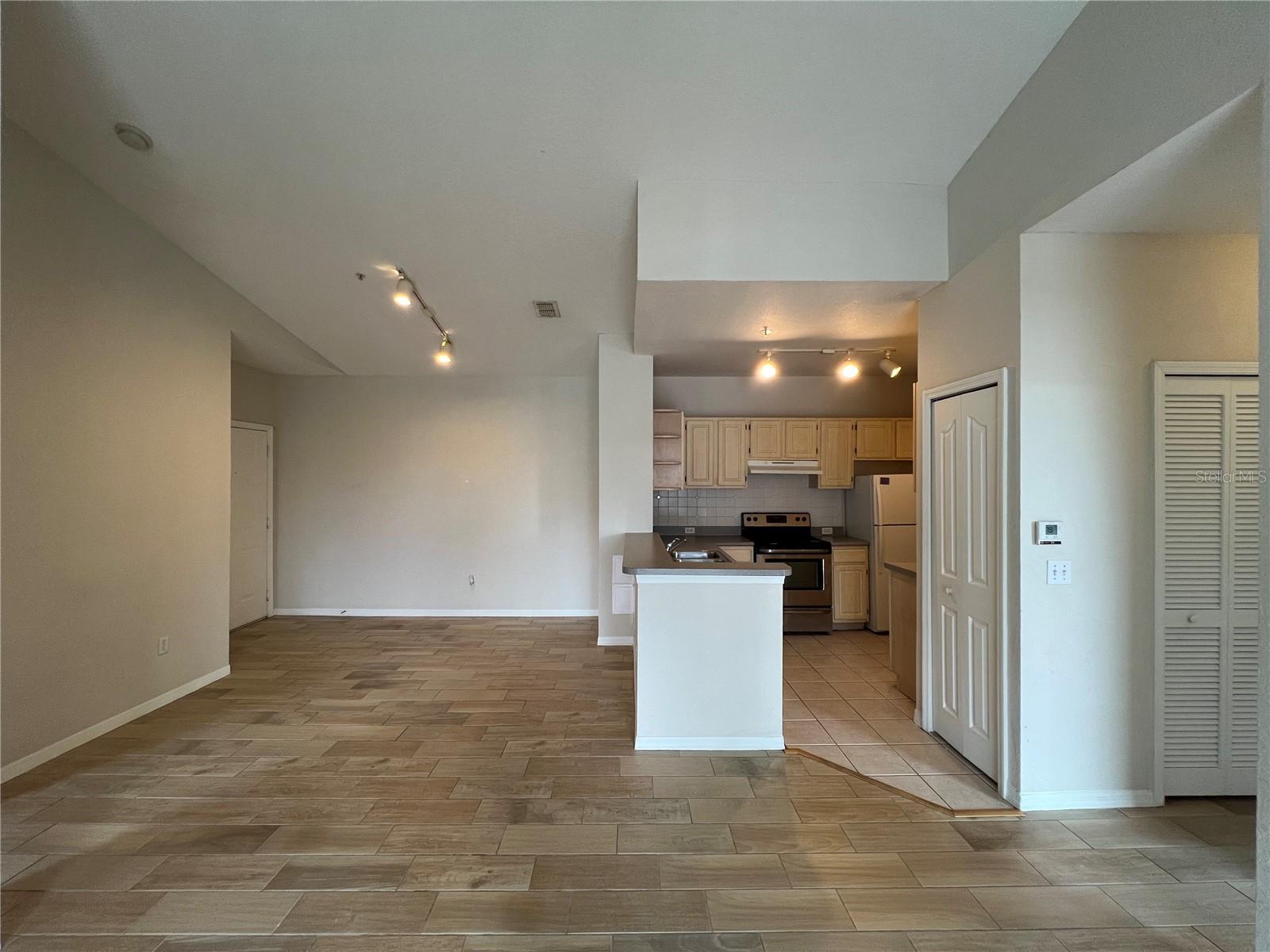 2537 Maitland Crossing Way #308 Property Photo 4